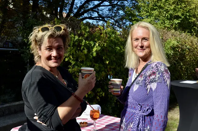 Gute Laune auch bei den beiden Unternehmerinnen Claudia Pinkl mit Claudia Schiftner | Foto: Elisabeth Peinsipp 
