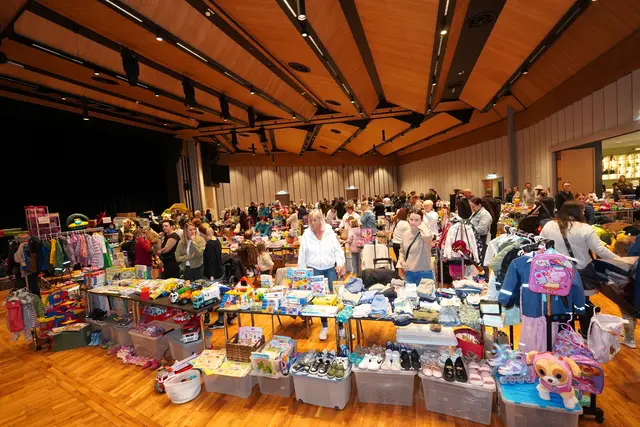 Im Saal und Foyer der Stadthalle Fürstenfeld wird am 3. Oktober "alles rund ums Kind" zu Schnäppchenpreisen geboten. | Foto: Waltraud Wachmann