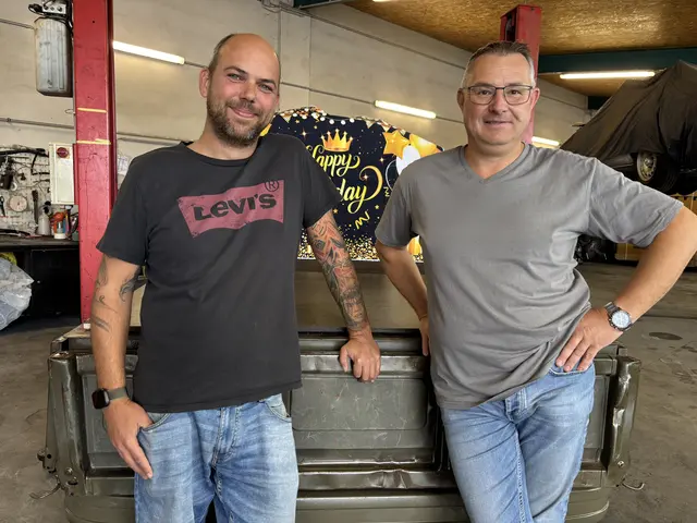 Markus Mraszek und Markus Kopitsch feierten gemeinsam.  | Foto: MeinBezirk/Gabriela Sommer