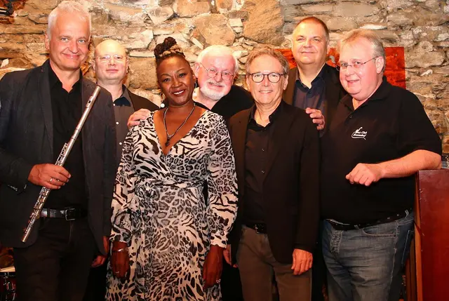 Denise Gordon begeisterte gemeinsam mit dem Vienna Swing Quartett das bis auf den letzten Platz gefüllte Publikum | Foto: JazzClub Drosendorf