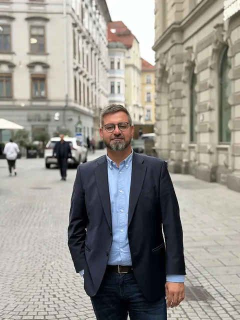 SPÖ-Gemeinderat Patrick Trabi erhofft sich endlich klare Auskünfte über einen möglichen Kreisverkehr an der Kreuzung Petrifelderstraße-Neufeldweg-Karl-Huber-Gasse. | Foto: SPÖ Graz