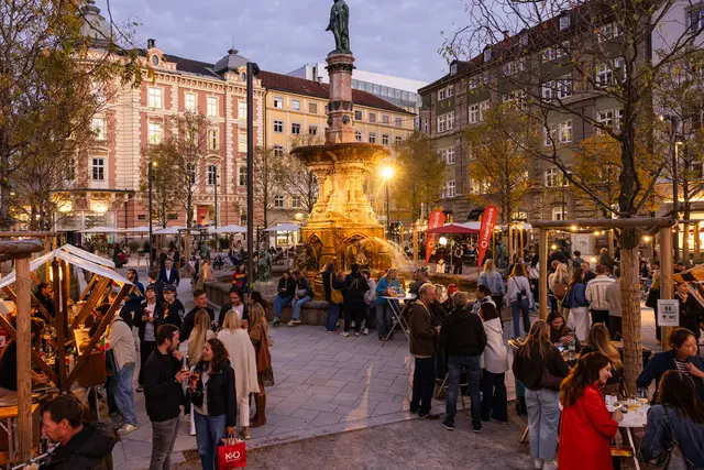 "Bella Italia": Der Bozner Platz stand am vergangenen Wochenende ganz im Zeichen Italiens. | Foto: Thomas Steinlechner