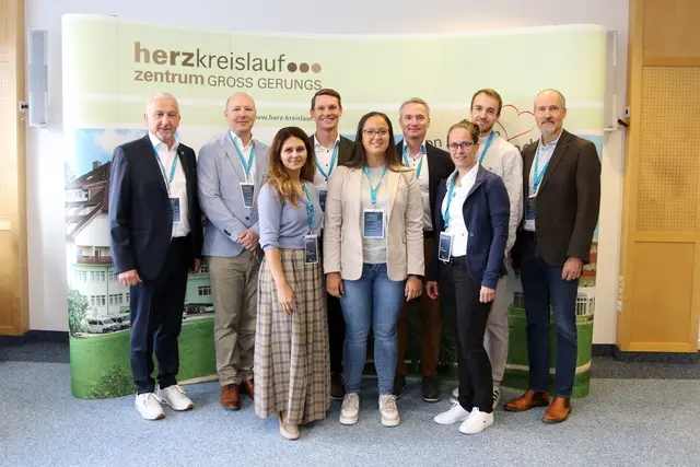 Geschäftsführer Fritz Weber, Vortragender Stefan Tino Kulnik, Fanny Kamali (Physio Austria), Initiator des Kongresses Philip Kitzler (Ost.) sowie die Vortragenden des Hauses: Victoria Lagler, Martin Miehl, Andrea Hiemetzberger, Benjamin Raml und Alexander Urtz. | Foto: HKZ Groß Gerungs