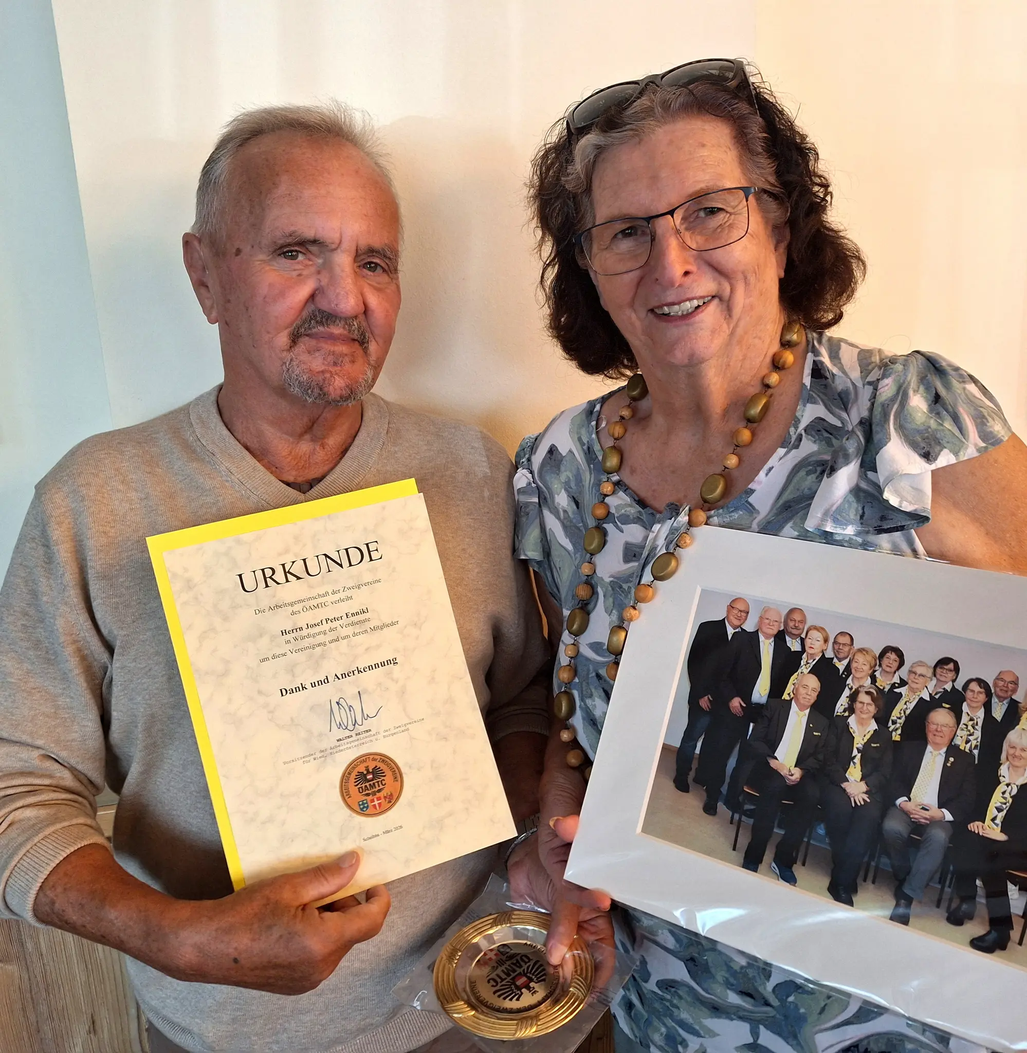 St. Valentin Branch: ÖAMTC Honors Long-Serving Official Josef Ennikel - | ...