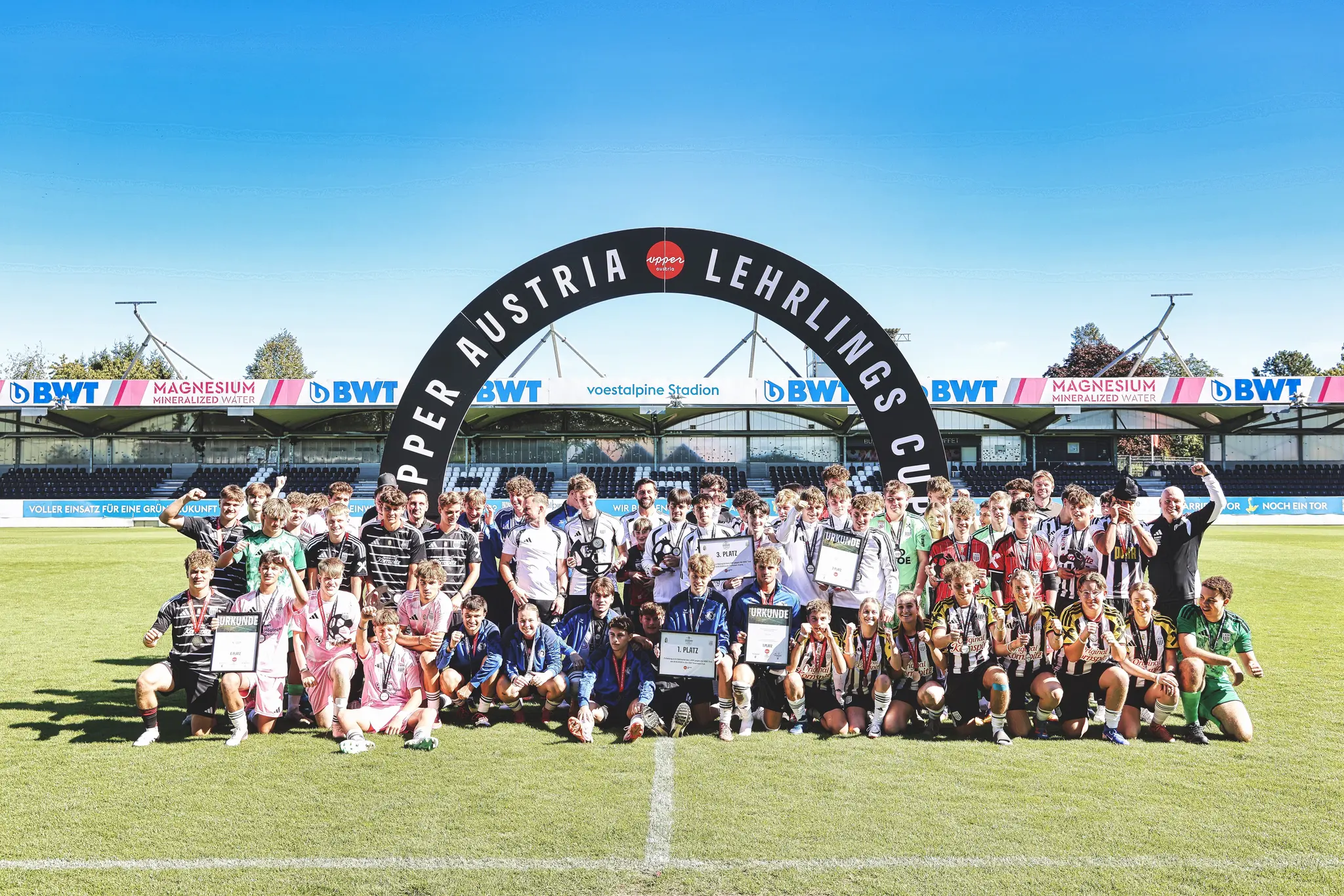 LASK lud zum Upper Austria Lehrlingscup: Mehr als nur Fußball: Wenn ...