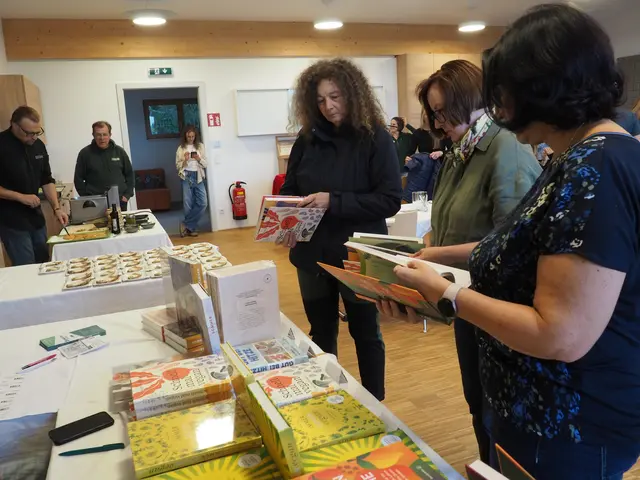 Büchertisch von der Buchhandlung Tintenwald. | Foto: Vier Pfoten