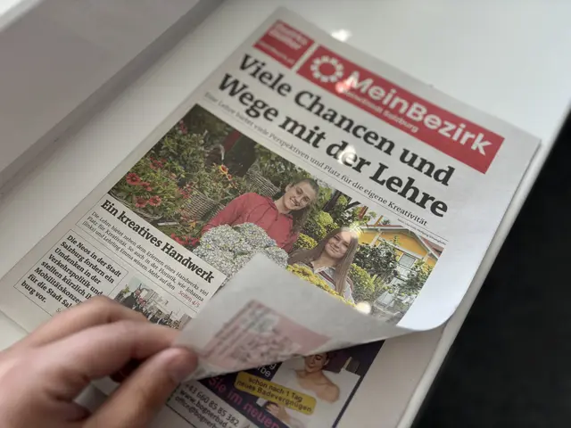 Geschichte direkt aus dem Bezirk: Die MeinBezirk Zeitungsausgaben aus Salzburg.  | Foto: sabrina moriggl 