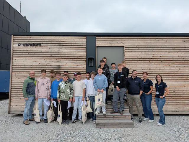 Ein Highlight war die Besichtigung des mobilen Rechenzentrums aus Holz. | Foto: EPS