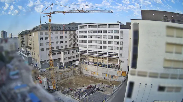 Der Krankenhausvorplatz im August 2025 zu Beginn der Hochbauphase.
  | Foto: Ordensklinikum Linz