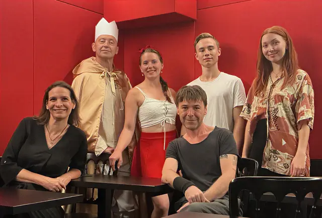 v.l.n.r.: Nicole Gerfertz-Schiefer, Franz Schiefer, Julia Schmidt, Florian Neumann, Tobias Brunner und Emilia Kurka. | Foto: MitMachMärchen