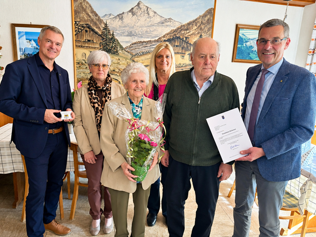 Leopoldine und Friedrich Schuster blicken auf 67,5 gemeinsame Ehejahre zurück und feierten damit ihre Steinerne Hochzeit. | Foto: Markus Kahrer