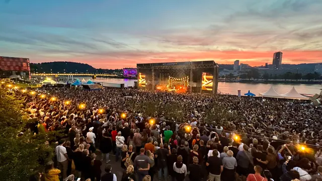 Am 9. Juli verwandelt sich die Linzer Donaulände wieder zur großen Open Air-Bühne. | Foto: Posthof