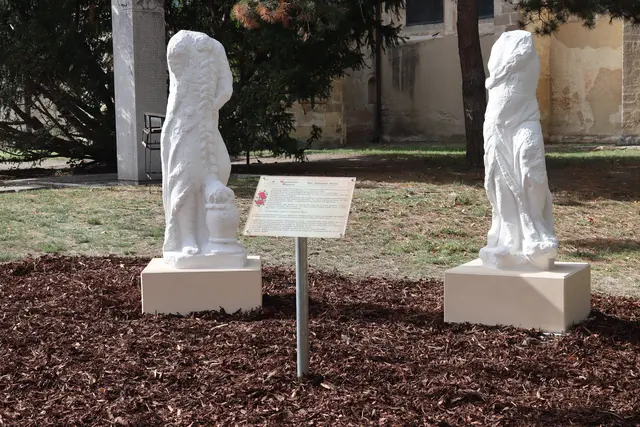 Denkmal "Die Liebenden von Himberg" ist nun frei zugänglich. | Foto: Marktgemeinde Himberg