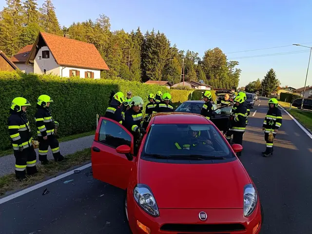 Die Unfallfahrzeuge wurden an einem sicheren Ort abgestellt. | Foto: FF Söding