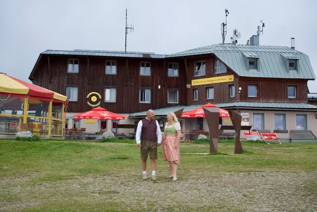 Familie Biber, bekannt durch Le Burger, übernimmt ab sofort das Gipfelhaus auf der Gerlitzen.  | Foto: Gerlitzen Alpe