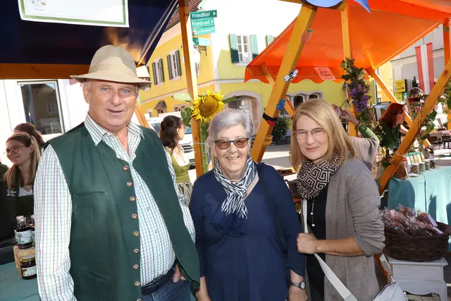 Zahlreiche Gäste besuchten den Ligister Bauernmarkt. | Foto: Cescutti