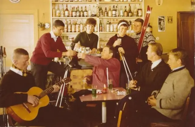 Beim Tipotsch in Stumm wurde immer musiziert. Nun feiert man sein 70-jähriges Jubiläum.  | Foto: privat