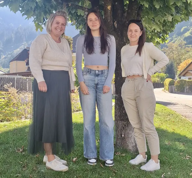 Führungsteam: Kassierin Isabella Forstner, Vorsitzende Anna Feierl und Schriftführerin Kristina Prentner | Foto: Kinderfreunde