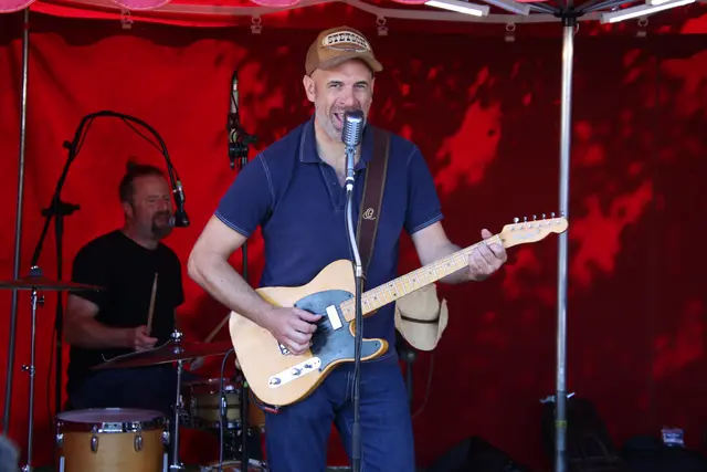 Blues vom Feinsten bot Mario Marketz von den Blue Chilis.