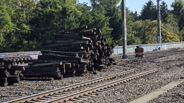 29.09.2026 Die Reste der Bahnschwellen