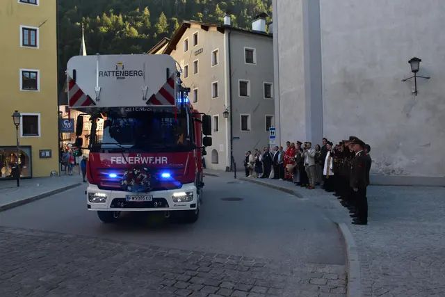 Feierliche Segnung von DLK + STROMA in Rattenberg | Foto: Zoom.Tirol