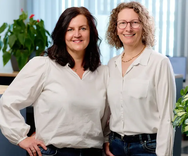 Elisabeth Max und Susanne Entholzer sind die Jugend- und Lehrstellenberaterinnen des AMS Schärding.
 | Foto: Andreas Jank
