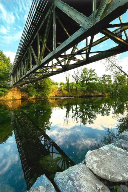 Foto "Eisenbahnbrücke" von Helga Riautschnigg | Foto: Helga Riautschnigg