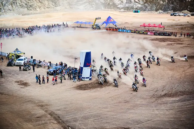 Beim diesjährigen Hauptrennen erreichten von 500 gestarteten Teilnehmerinnen und Teilnehmern 15 das Ziel innerhalb der vorgeschriebenen vier Stunden Renndauer. | Foto: Redbull Contentpool