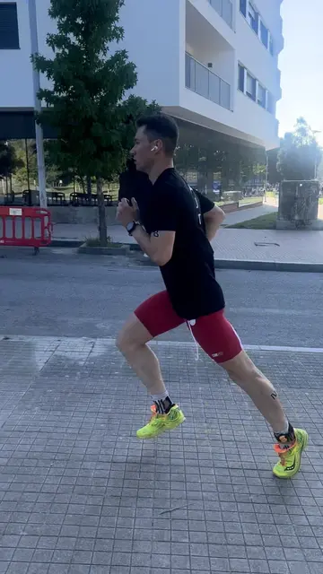 Dominik Fink schlug gleich zu Beginn des Laufens ein hohes Tempo an. | Foto: Fink