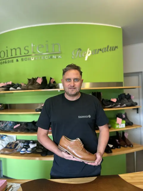  Im Geschäft an der Hauptstraße in Urfahr erwartet Kundinnen und Kunden eine sorgfältig ausgewählte Kollektion bequemer Schuhe von namhaften Marken.  | Foto: Kloimstein