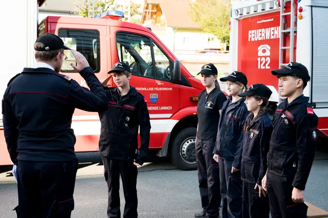 Der Bezirk darf sich über neue Feuerwehrkameradinnen und -kameraden freuen.