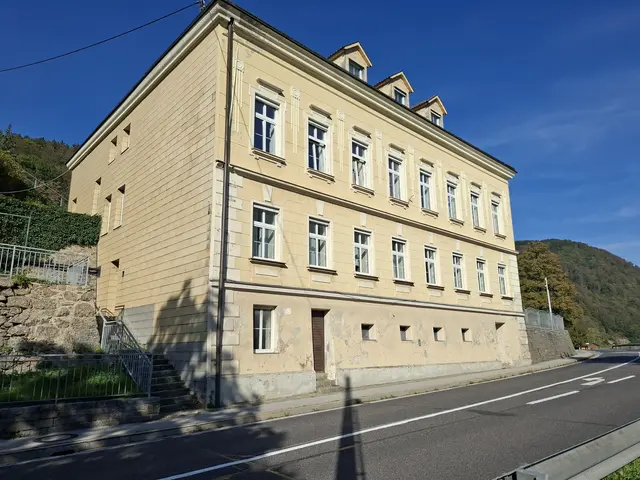 Der Gemeinderat von St. Nikola an der Donau hat in seiner Sitzung am Donnerstag, 1. Oktober 2026, in geheimer Abstimmung mehrheitlich die Schließung der Schule beschlossen.  | Foto: Robert Zinterhof