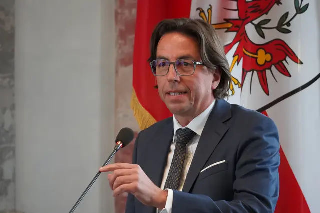 LA StR. Alexander Gamper steht nach einstimmiger Wahl als Spitzenkandidat für die Landtagswahl 2027 für die Wahlkreisliste des Bezirks Kitzbühel fest. | Foto: FPÖ