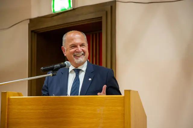  Erhartmaier bedankte sich hinsichtlich seiner Wiederwahl für das entgegengebrachte Vertrauen.  | Foto: Samariterbund Linz, Gunar Schmid