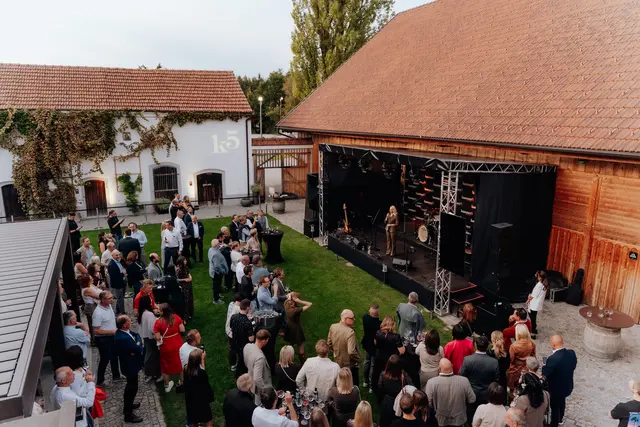 Zahlreiche Gäste feierten das fünfjährige Bestehen des Fine-Dining-Lokals. | Foto: kammer5, Doms