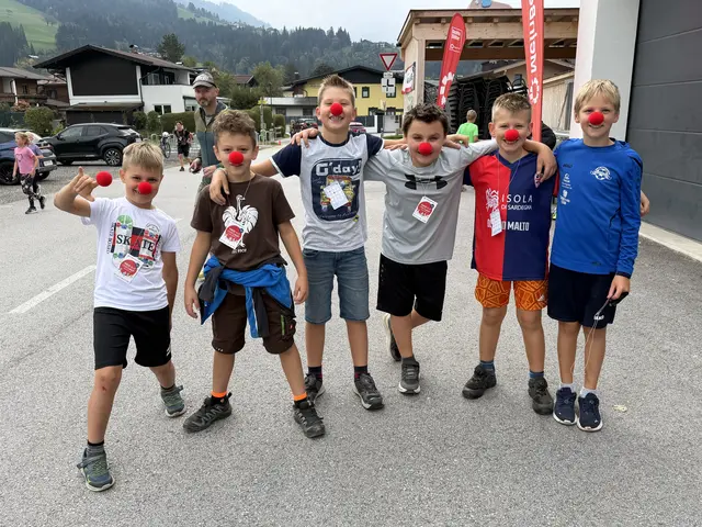 Die Schulkinder gingen für den guten Zweck an den Start. | Foto: Johanna Bamberger
