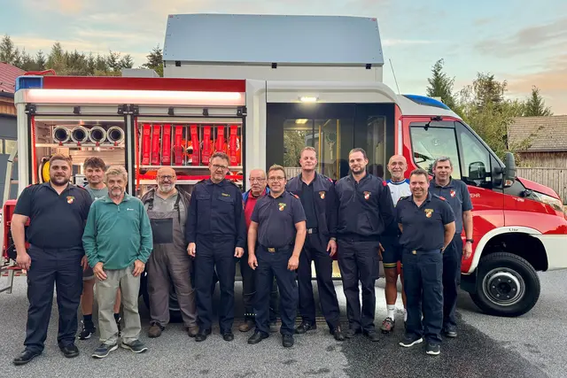 Mit dem neuen Einsatzfahrzeug ist die FF Siebenlinden für kommende Einsätze bestens gerüstet. | Foto: Marktgemeinde Schweiggers