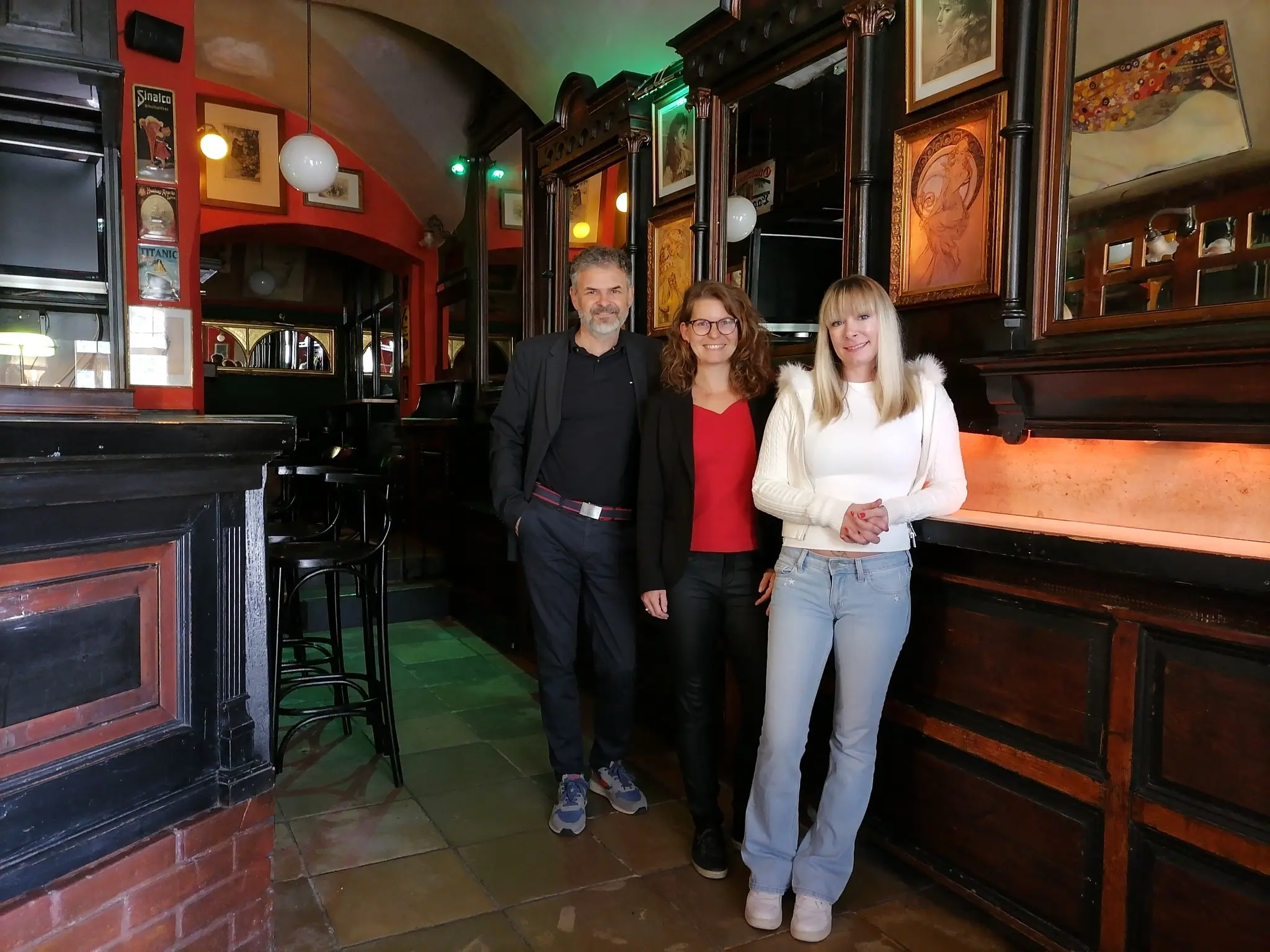 “Café Treff” returns: Steyr's iconic café reopens its doors - | Steyr ...