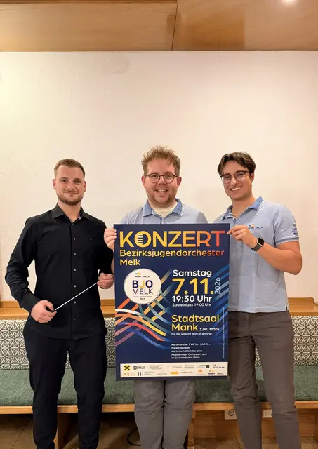 Lukas Polansky (musikal. Leiter), Dominik Ebner (Bezirksjugendreferent) und Patrick Zeitlhofer freuen sich schon auf das Konzert des Bezirksjugendorchesters am 7. November um 19:30 Uhr und laden herzlich dazu ein. | Foto: Christine Mayer