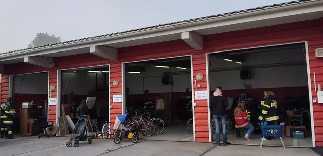 Stöber, finden und kaufen 
Fetzenmarkt der FF Admont | Foto: Frank