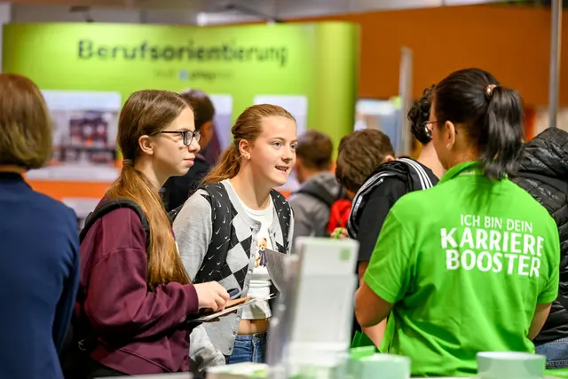 Rund 95.000 Besucher informierten sich bei der Messe „Jugend &amp; Beruf“ in Wels über Ausbildung und Berufsmöglichkeiten. | Foto: WKOÖ