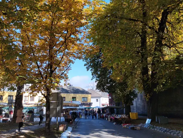 Kirtagzeit in prachtvoller Herbststimmung  | Foto: Frank