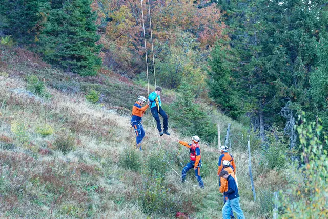 Einsatzkräfte trainierten den Ernstfall auf der Schlossalm in Bad Hofgastein. | Foto: Land Salzburg/Neumayr/Hölzl