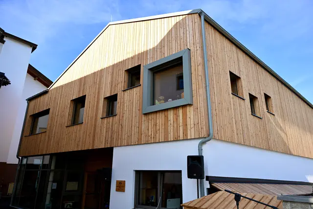 Das neue Gemeinschaftshaus steht am Platz des ehemaligen Widums. | Foto: Hassl