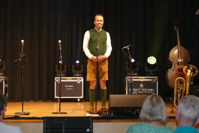 Vzbgm. Hannes Müller begrüßte die Gäste | Foto: Putz