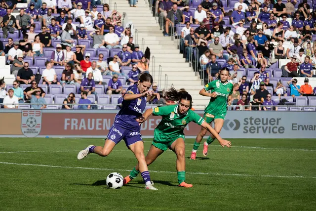 Wien ist violett. Der FK Austria gewannen das erste Wiener Derby der österreichischen Frauen Bundesliga. | Foto: Julia Hois