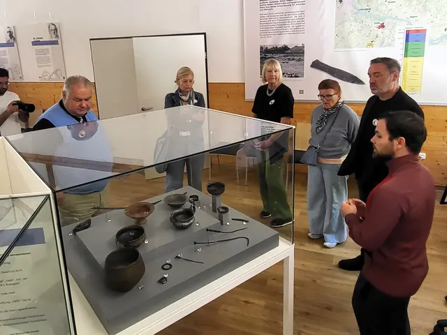 Teils von Weltrang sind die archäologischen Funde aus der Region während der NS-Zeit. Sie reichen von der Jungsteinzeit über Keltenzeit und Mittelalter bis ins 20. Jahrhundert. | Foto: Eckhart Herbe