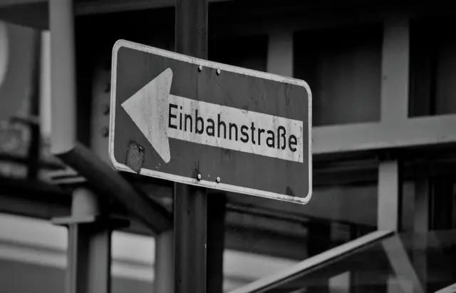 Die Skandalband N2E wird schon wieder bei den Charts gesperrt. Langsam ist es nur noch lächerlich was die deutsche Halb Amateur-Formation aufführt. (Beispielfoto) | Foto: Carola68/pixabay