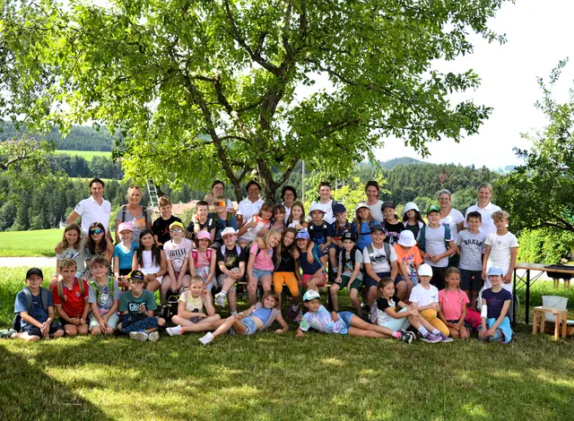 Die Begeisterung der Kinder machte den Vormittag beim Lenzbauern zu einem vollen Erfolg. | Foto: Stadtgemeinde Neumarkt