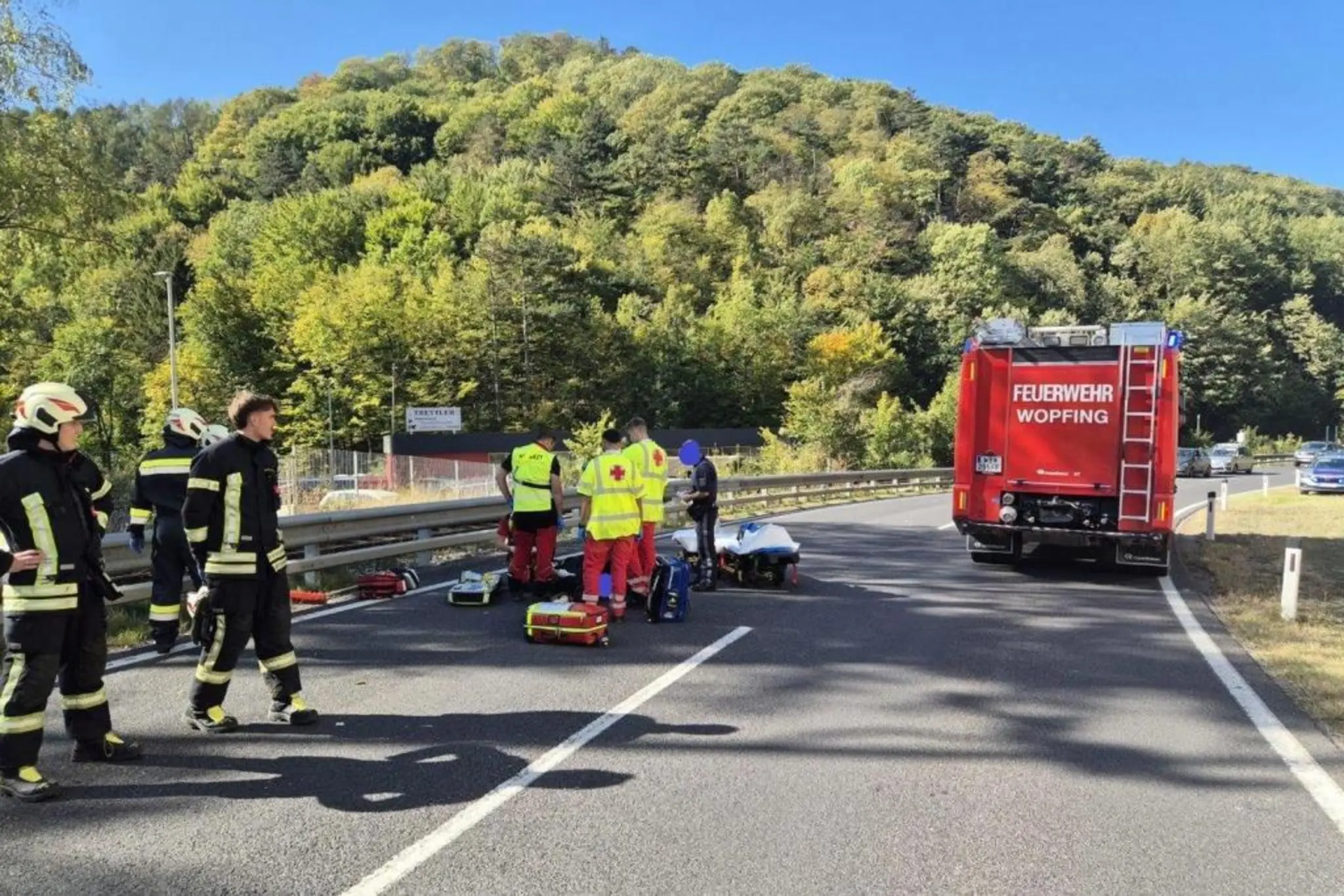 Gutenstein und Waldegg: Zwei Motorradfahrer nach Unfällen schwer verletzt ...